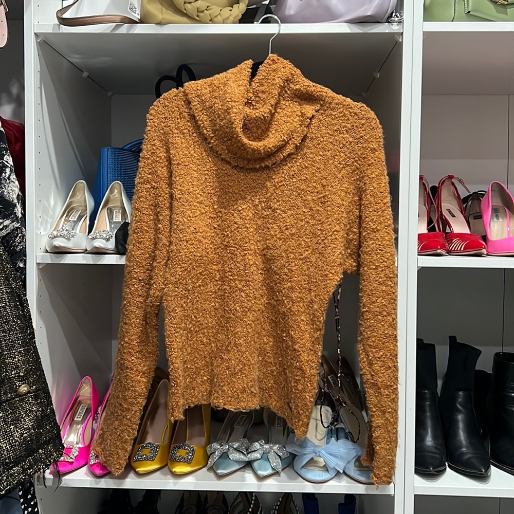 Abercrombie & Fitch Mustard super soft sweater